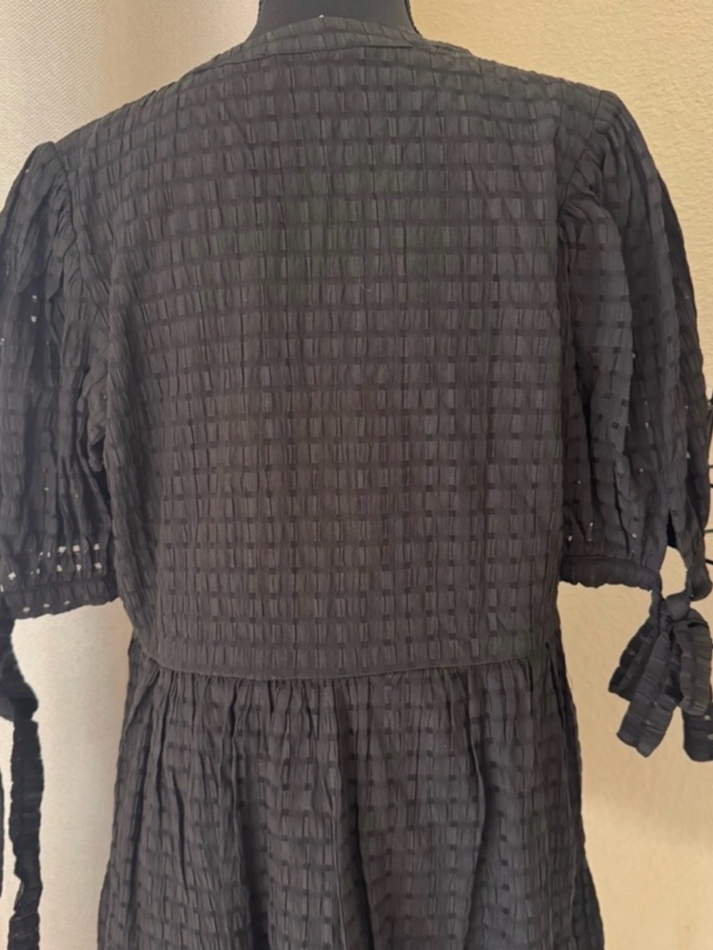 Pinch Mya Black Mini Dress Tie Sleeve Textured Babydoll Size M - Picture 7 of 8